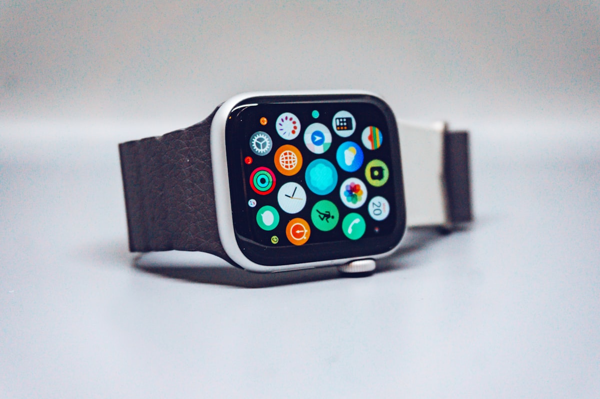 Lumina Watch Series 11